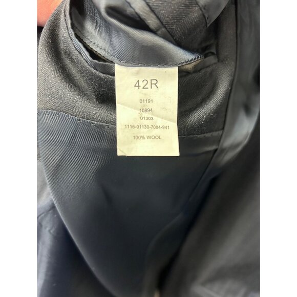 Jos. A. Bank Signature Collection Mens 2-Piece Suit 42R 100% Wool Navy Pinstripe - Picture 9 of 12